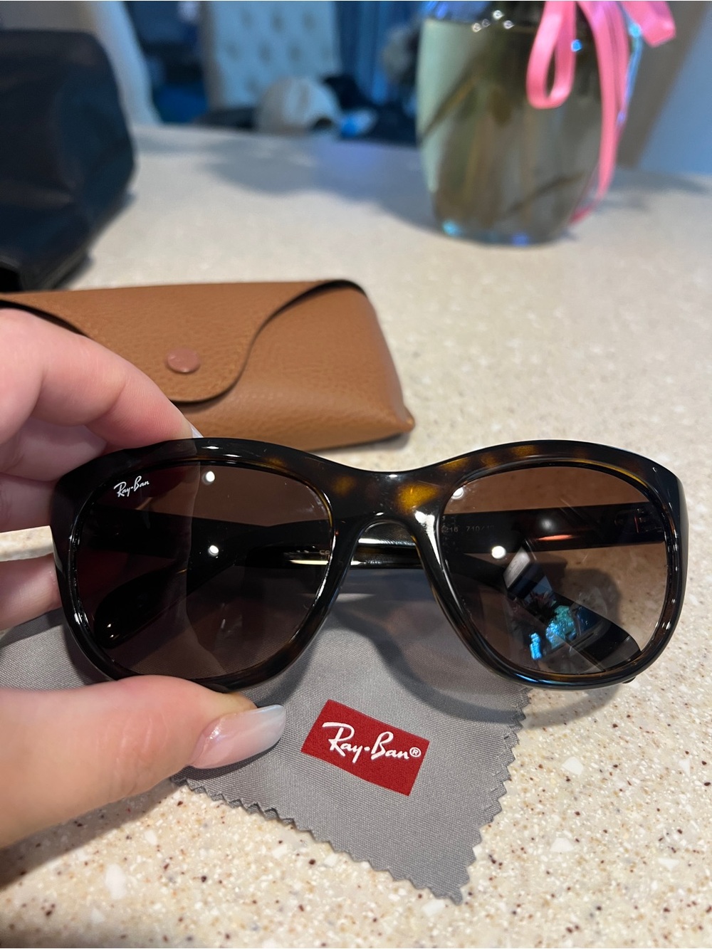 Ray-Ban Women’s Tortoiseshell Cat-Eye Sunglasses - Brown Gradient Lenses - Picture 3 of 15